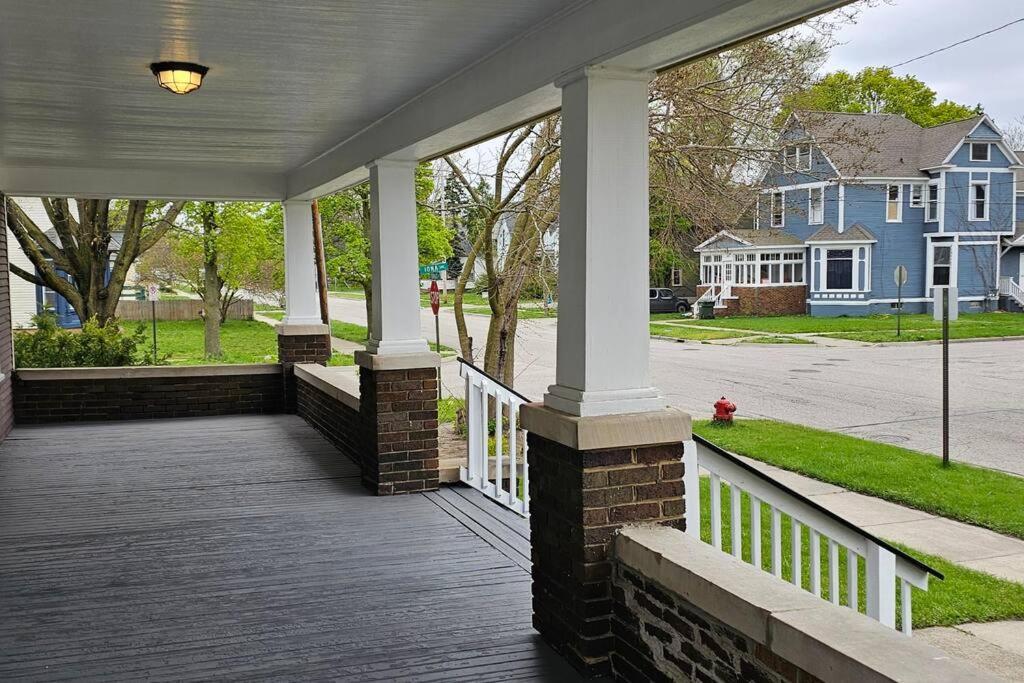 Terrace House Lejlighed Muskegon Eksteriør billede